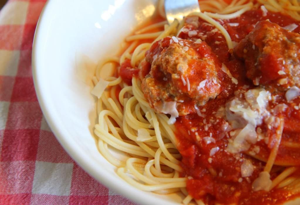 spaghetti & meatballs