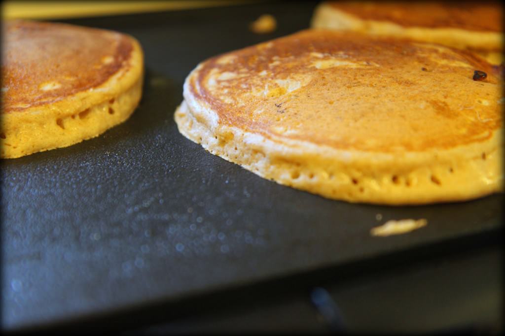 cinnamon bun pancakes 2