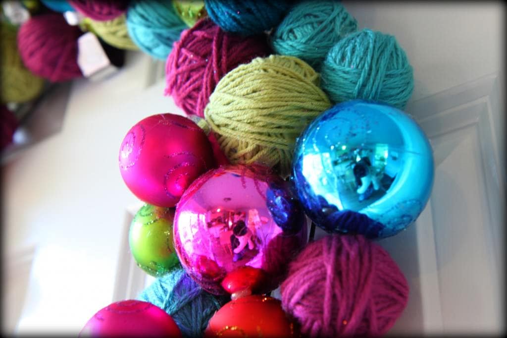 yarn ball wreath 5