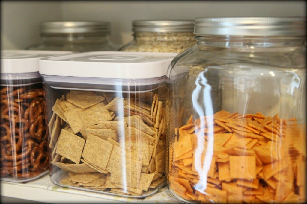 pantry_organized_2