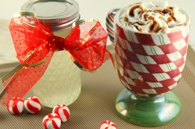 DIY_Starbucks_Peppermint_Mocha_2