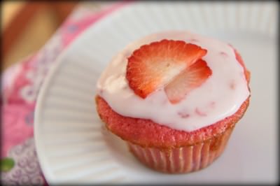 Pretty In Pink Strawberry Cupcakes