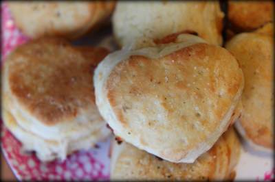 Bread Machine Puffy Calzone Hearts With Dipping Sauce