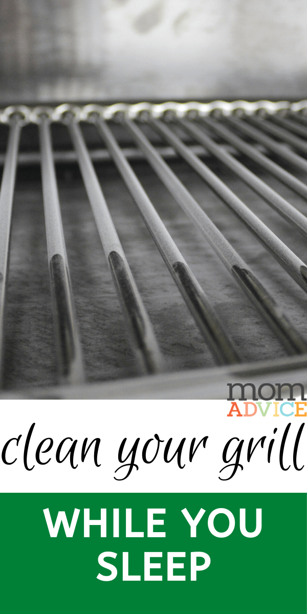How to Clean Your Grill While You Sleep