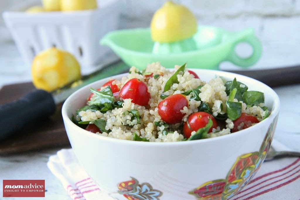 Lemony Spinach & Tomato Quinoa Salad