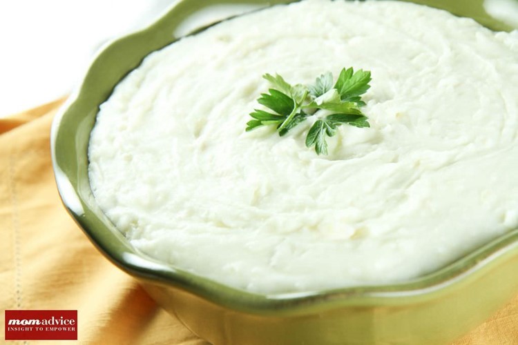 Make Ahead Holiday Mashed Potatoes for a Crowd from MomAdvice.com.