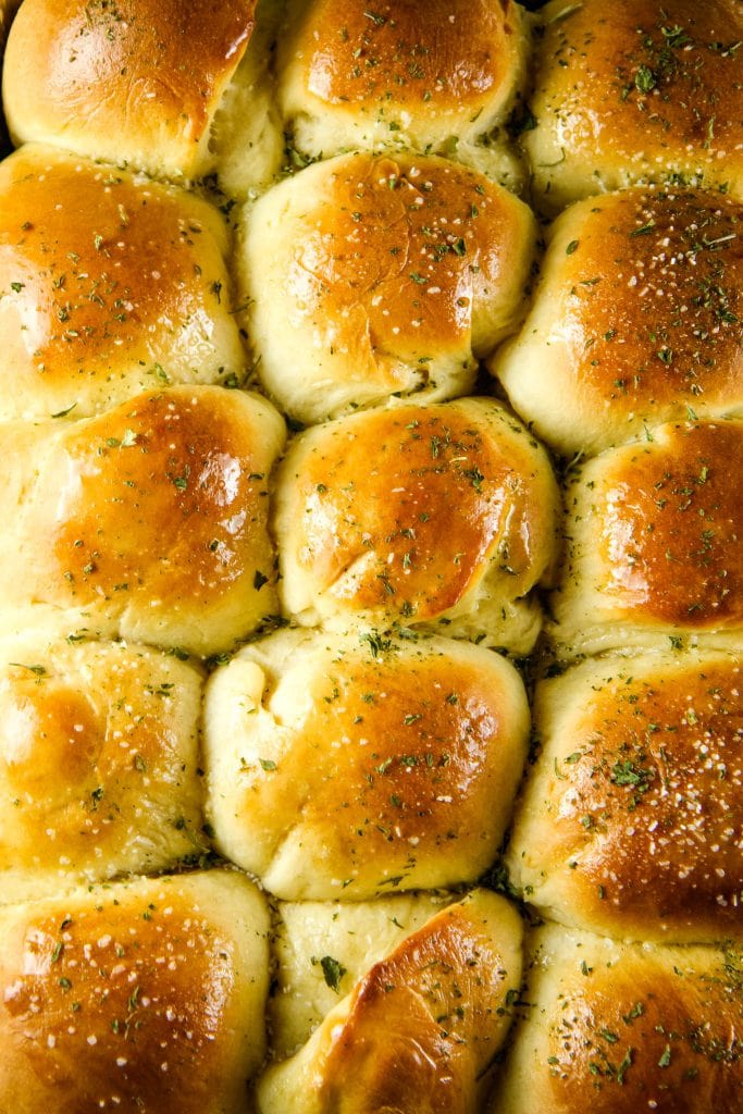 Buttery Dinner Rolls in the Bread Machine - MomAdvice