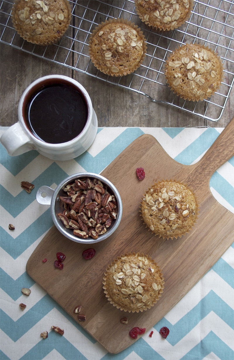 Honey Sweetened, Applesauce Cinnamon Breakfast Muffins #recipe via momadvice.com