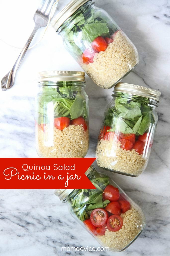 Picnic in a Jar: Easy Quinoa Salad With Spinach and Tomatoes