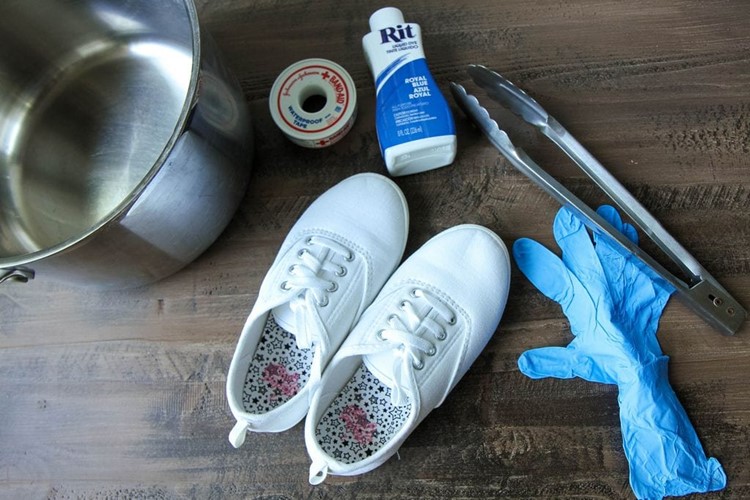 How to Dye Canvas Shoes from MomAdvice.com
