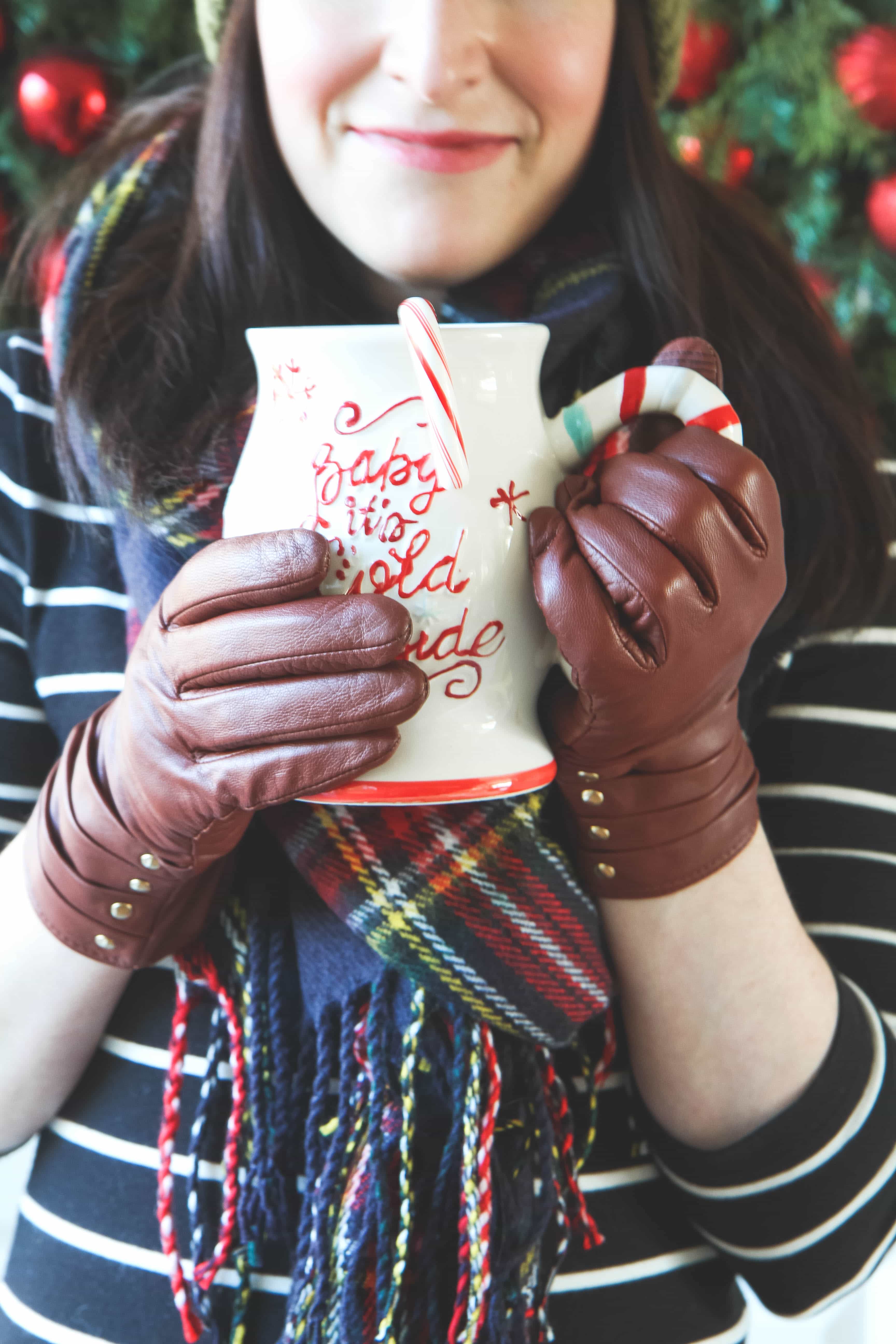 My Favorite Holiday Traditions (Peppermint Cocoa Recipe & GIVEAWAY)
