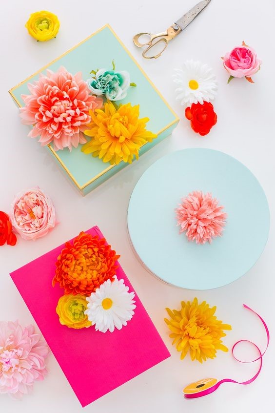 DIY Faux Flower Gift Topper Stickers via Sugar and Cloth