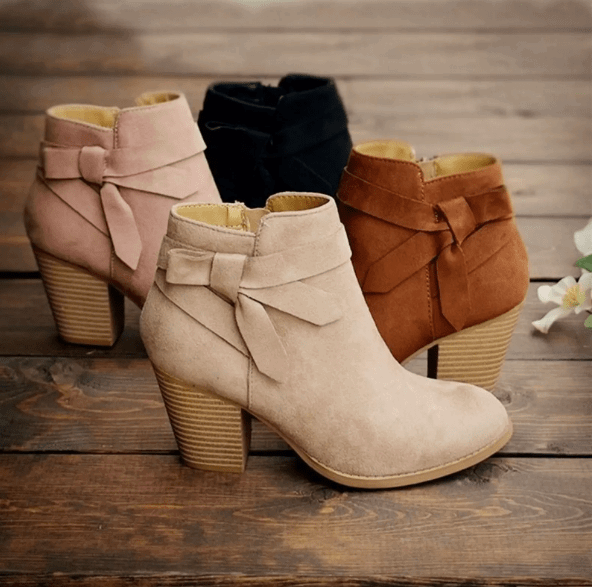 bow booties