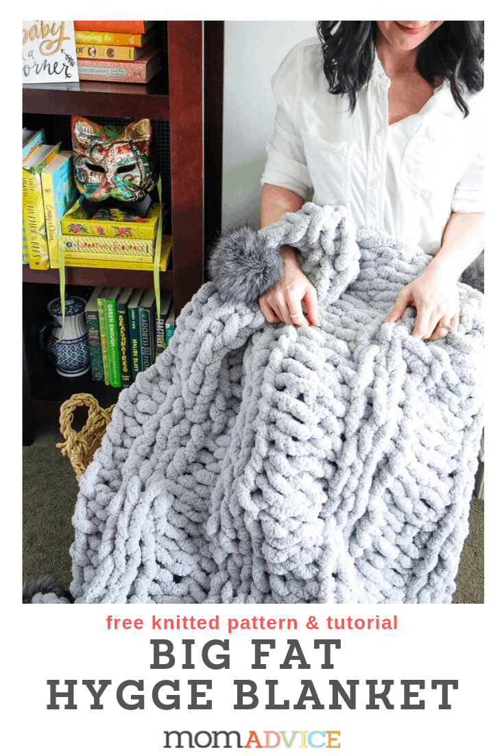 How to Hand Knit a Blanket with Bernat Blanket Big Yarn  Big yarn, Arm  knitting blanket diy, Arm knitting blanket
