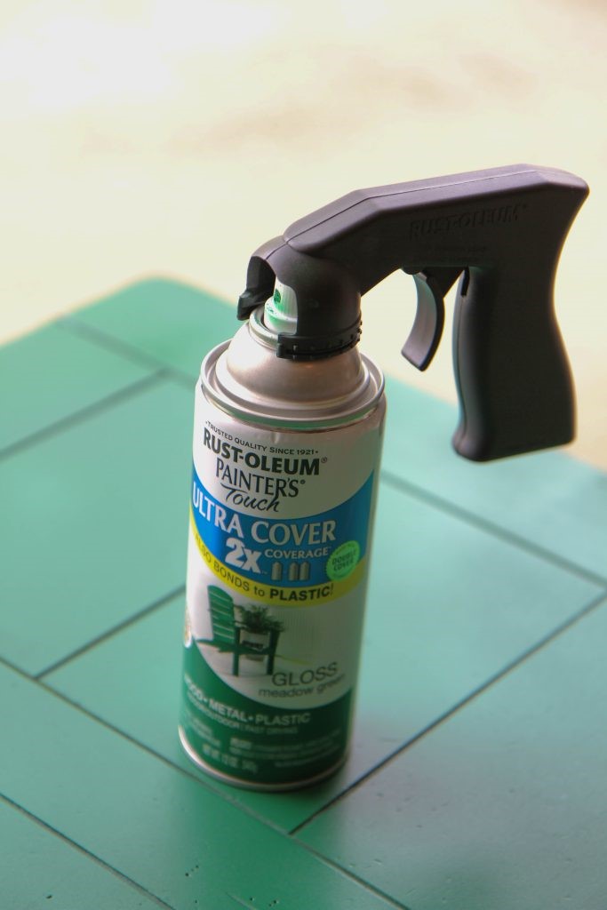 https://momadvice.com/blog/wp-content/uploads/2024/02/The-Spray-Painting-on-Wood-Furniture-Technique-You-Need-Now-13-683x1024.jpg?preset=default