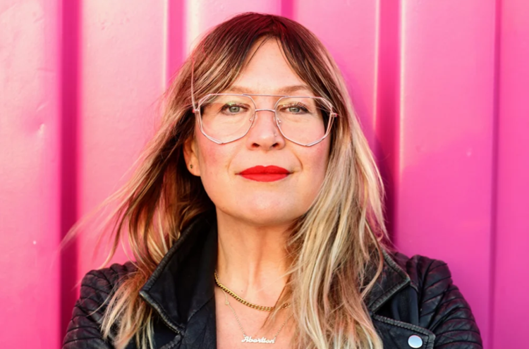 Kate Schatz (Author)
