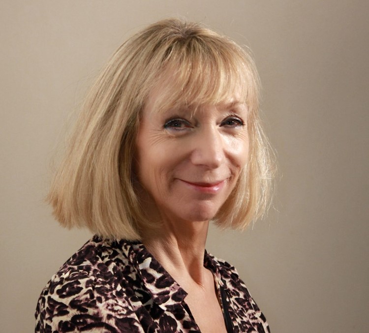 Gill Paul