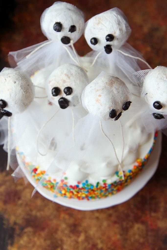 Best No-Bake Ghost Cake Idea (Fast and Easy)