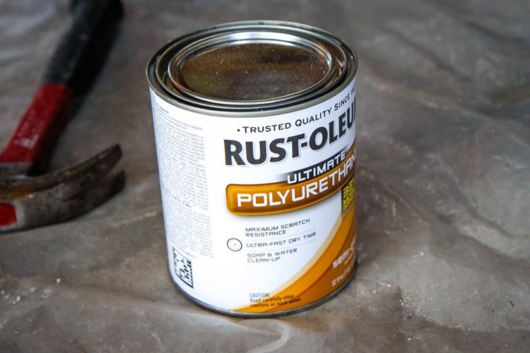 How to Paint a Kitchen Table Polyurethane